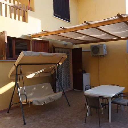Casetta Anna Y Nietos Feriehus Solanas (Cagliari)